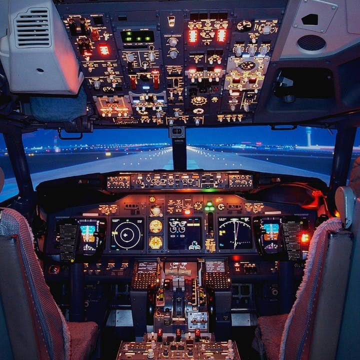 SIMULADOR DE VUELO BOEING 737 HECHO EN CASA 